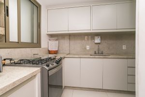 Image 17 - 213989