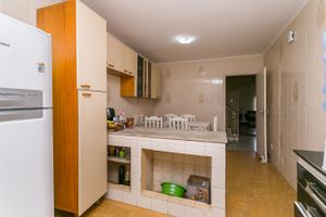 Image 26 - 214001