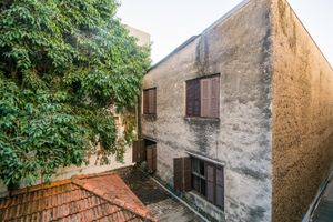 Image 16 - 214015