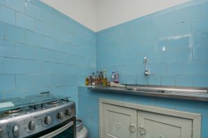 Image 18 - 214015