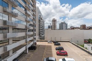 Image 12 - 214076
