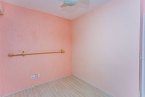 Image 14 - 214083