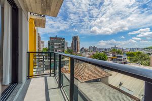 Image 4 - 214111