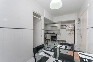 Image 28 - 214121