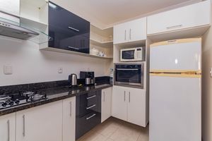 Image 10 - 214150