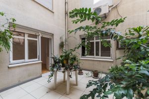 Image 6 - 214213