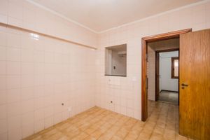 Image 23 - 214257