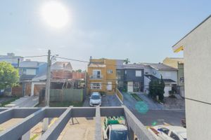 Image 4 - 214280