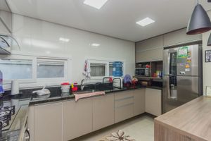 Image 28 - 214280