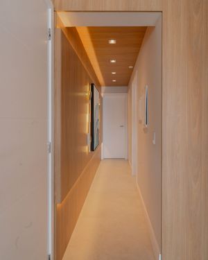 Image 44 - 214342