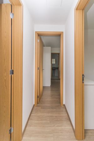 Image 9 - 214388