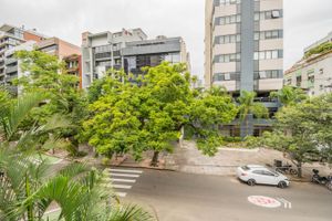 Image 17 - 214390