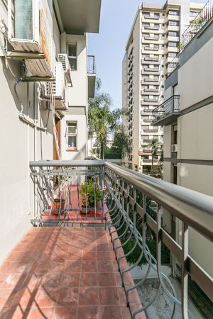 Image 11 - 214393