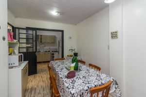 Image 11 - 214436
