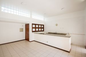Image 23 - 214445