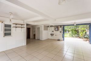Image 38 - 214453