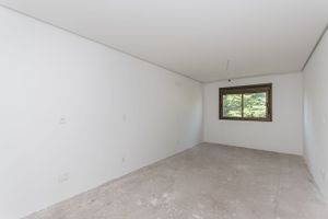 Image 21 - 214518