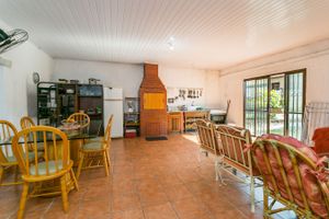 Image 22 - 214629