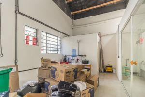 Image 6 - 214644