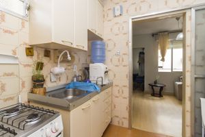 Image 12 - 214647