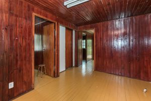 Image 9 - 214736
