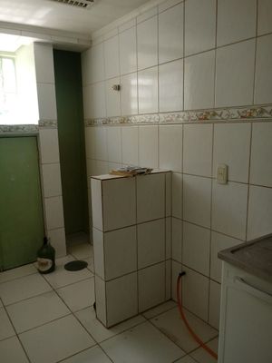 Image 11 - 214742