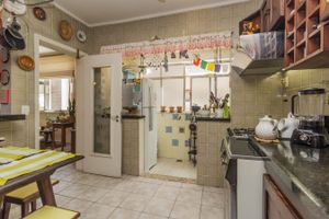 Image 23 - 214747