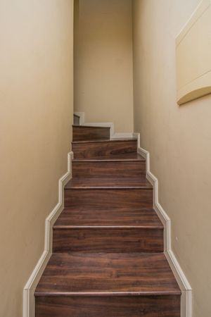 Image 8 - 214762