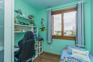 Image 18 - 214767
