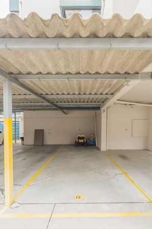 Image 30 - 214767