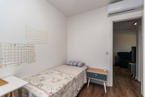 Image 11 - 214774