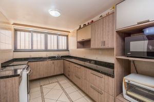 Image 35 - 214786