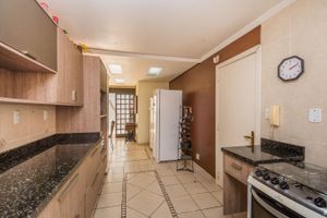 Image 37 - 214786