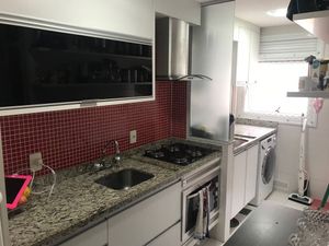 Image 7 - 214798