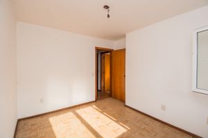 Image 19 - 214844
