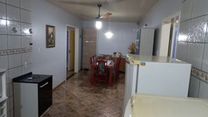 Image 6 - 214853