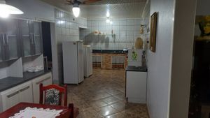 Image 9 - 214853