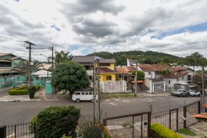 Image 11 - 214858