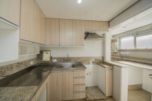 Image 26 - 214931