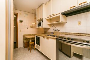 Image 37 - 214943