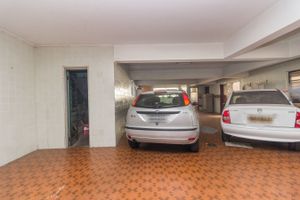 Image 38 - 214962