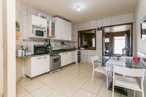Image 13 - 214980