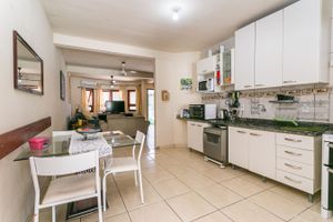 Image 14 - 214980