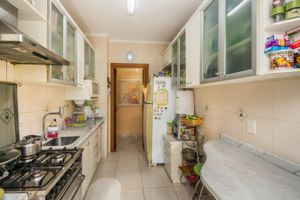 Image 25 - 215056