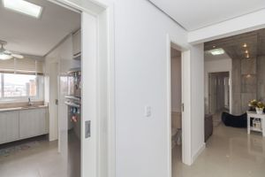 Image 7 - 215069