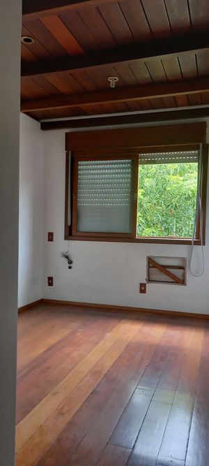 Image 3 - 215080