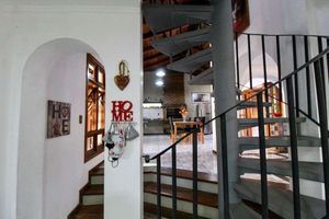 Image 16 - 215102