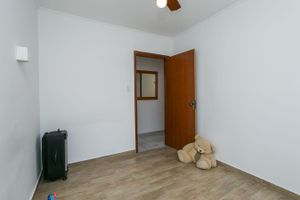 Image 15 - 215115