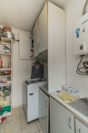 Image 42 - 215157