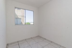 Image 6 - 215163